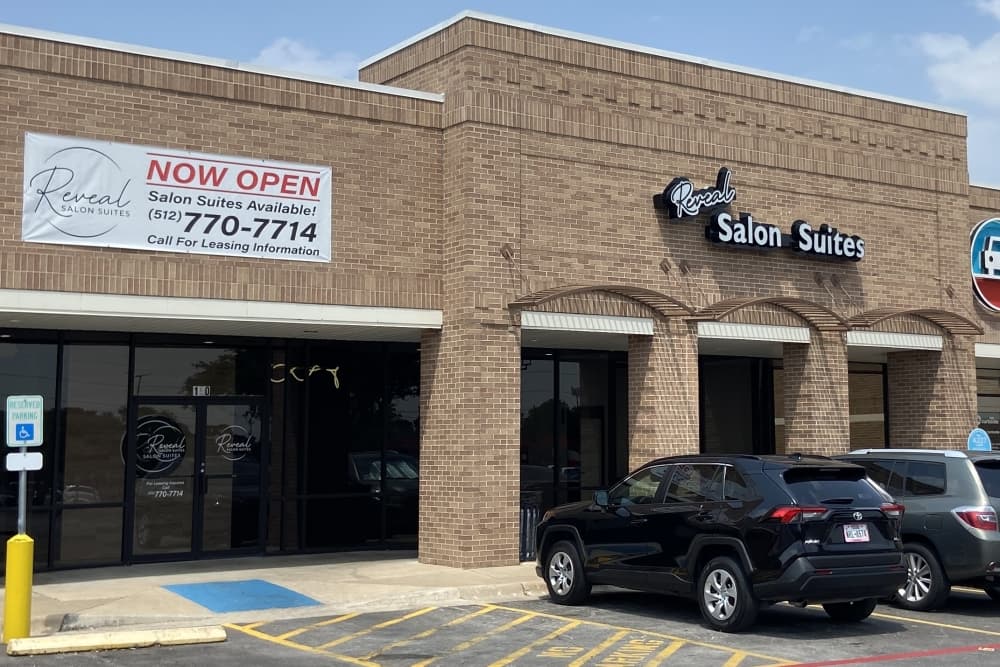 Reveal Salon Suites now open in South Austin