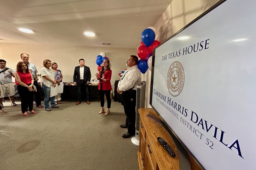 Texas Rep. Caroline Harris Davila opens Round Rock office