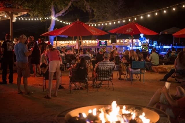 Willie’s Joint to celebrate 10th anniversary in Buda