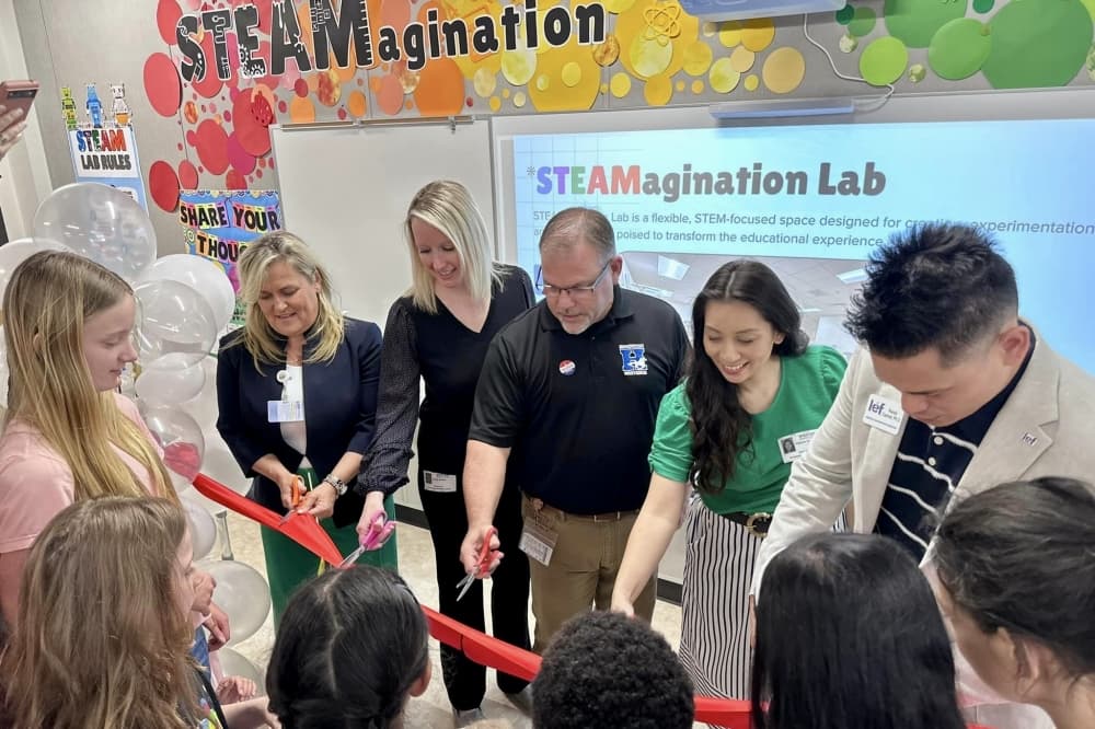 Ribbon cutting 