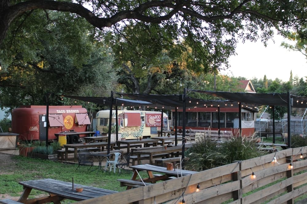 East Austin barbecue trailer to open brick-and-mortar restaurant