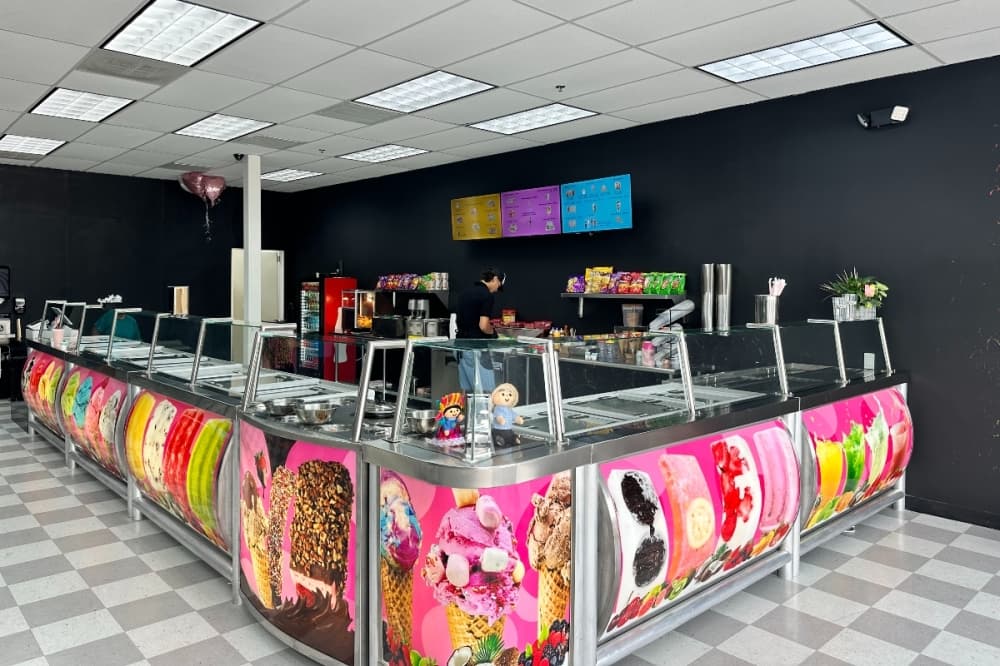 Image shows La Michoacana Handmade Ice Cream and Snacks.