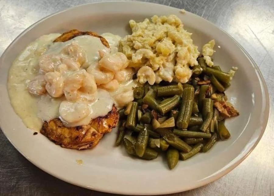 MacAbaugh’s Cafe & Catering opens on Beamer Road in Pearland-Friendswood area