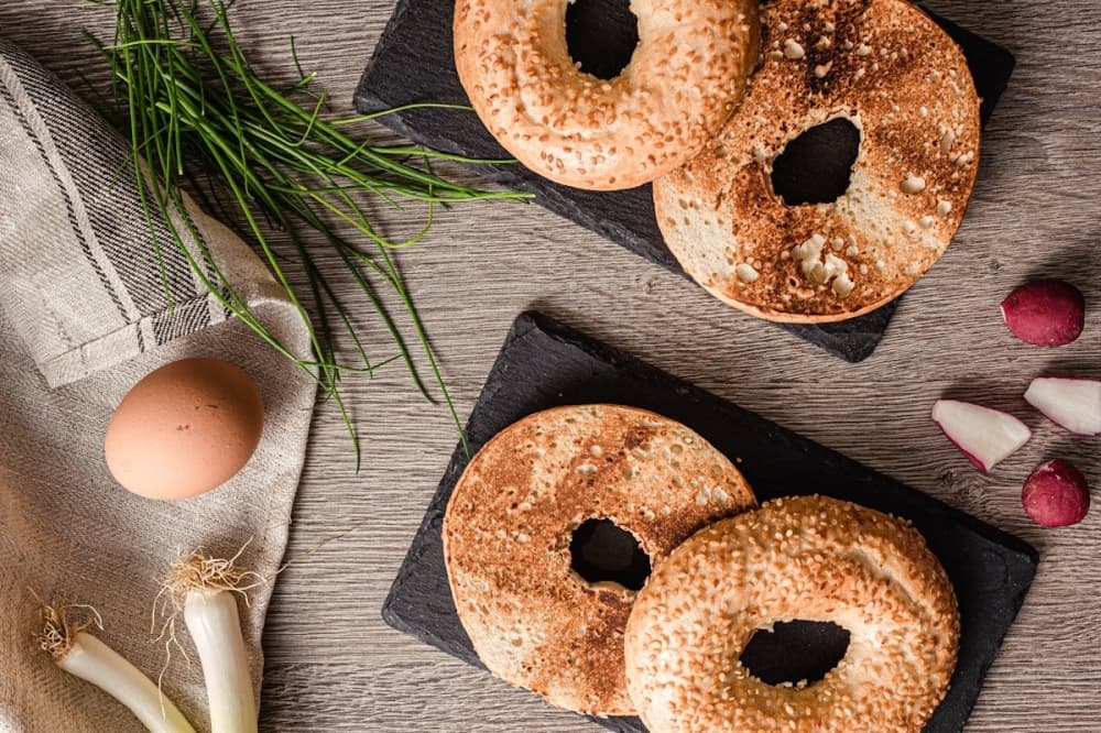 New bagel restaurant opens in Magnolia