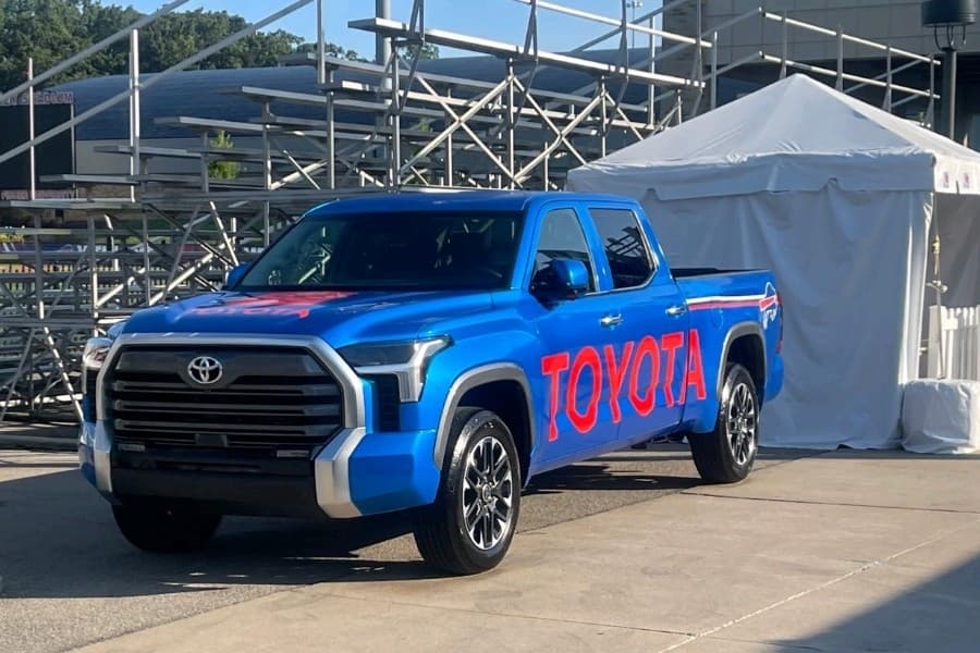 Masterpiece Printing providing vinyl vehicle wraps in Lewisville