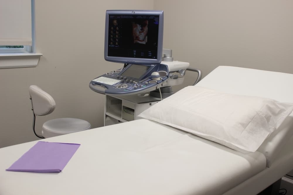 Little Tickles owners aim for the maternity center to be a “one stop shop” for families. The business began offering maternity photo shoots in April. (Asia Armour/Community Impact)