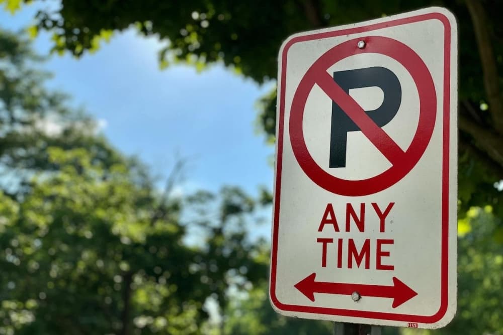 Liberty Hill leaders to consider installing 'no parking' signs downtown