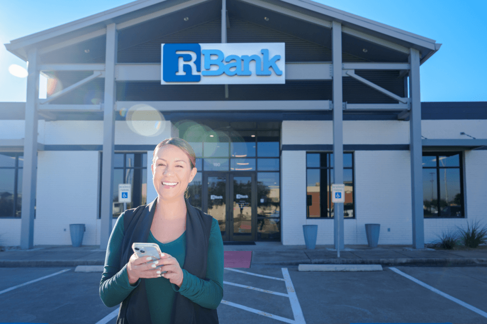 R Bank celebrates 15 years in business in urban, rural Texas communities
