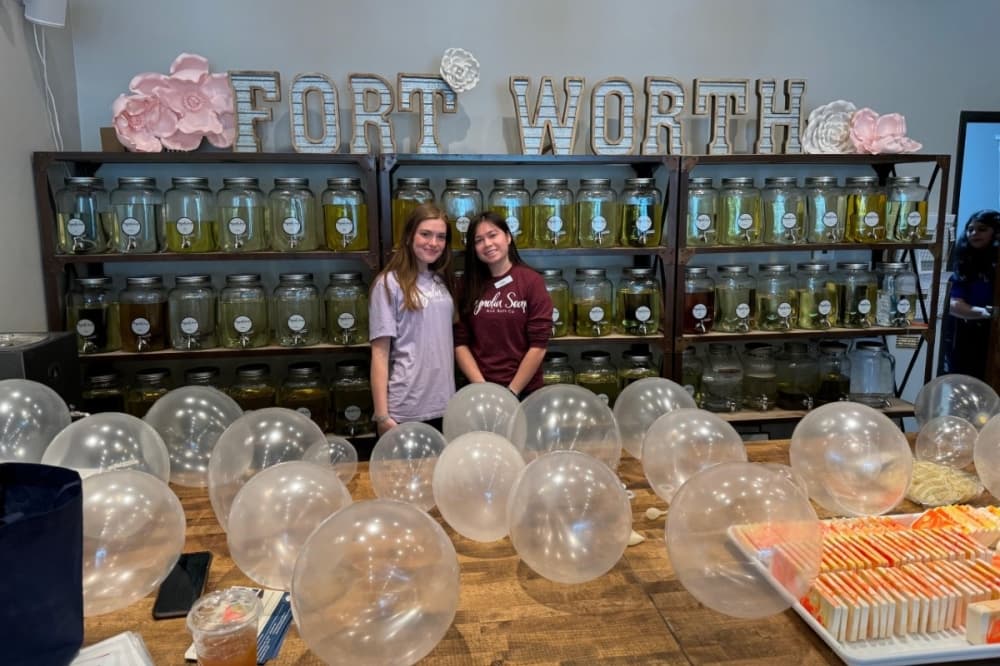Check out 7 businesses to shop local for Mother’s Day