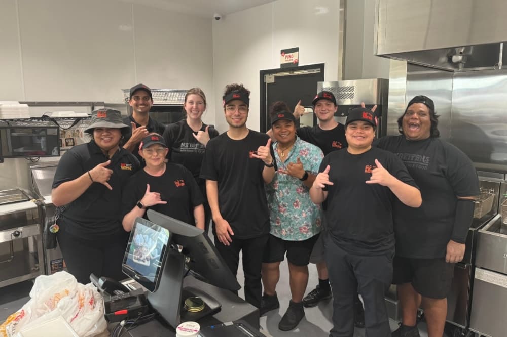 Mo' Bettahs opens, bringing authentic Hawaiian food to northeast Fort Worth