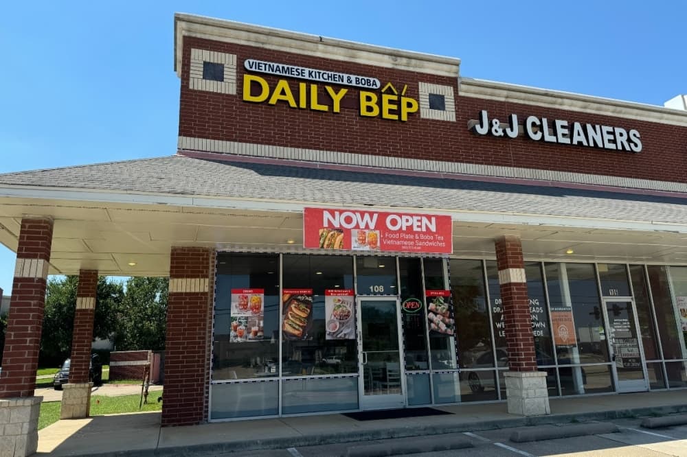 storefront of a restaurant 