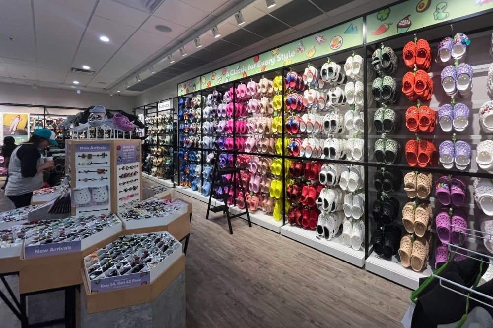 Crocs reopens after renovations in Grapevine