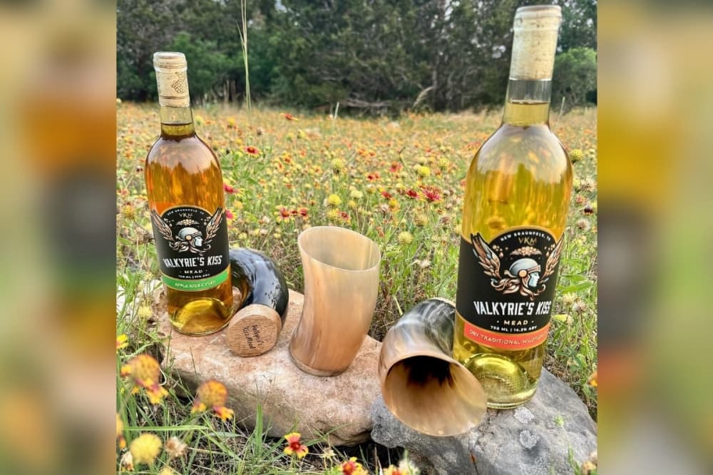 Image shows 2 bottles.