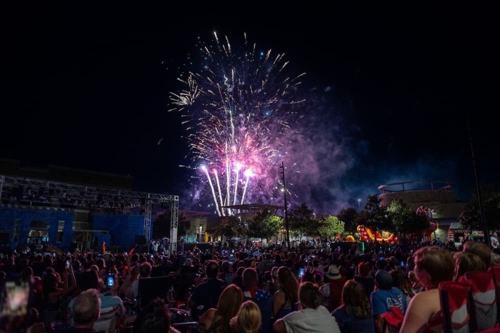 Family fun, live music, fireworks: What to expect at the Hill Country Galleria’s 12th annual July 4 Festival