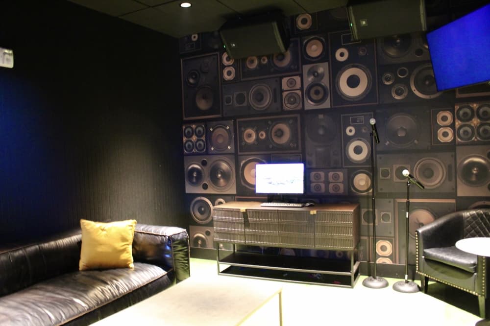 Karaoke room