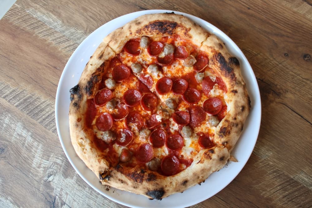Family-owned Sylvia Pizza brings taste of Italy to San Marcos