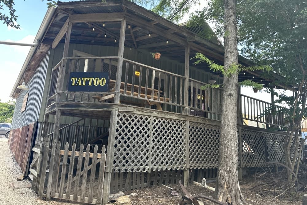 Howdy Y’all Tattoo lassos Harmony Ridge spot