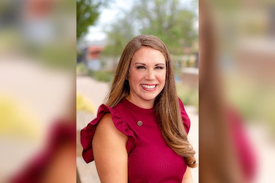 Headshot image of Burleson City Council member Victoria Johnson