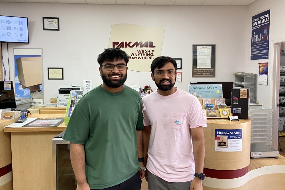 Brother duo takes over ownership of Pak Mail in San Marcos