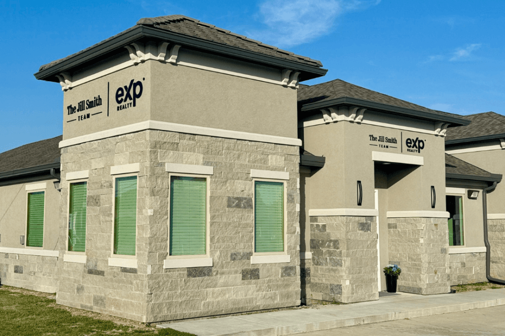 The Jill Smith Team relocates to new office space in Cy-Fair