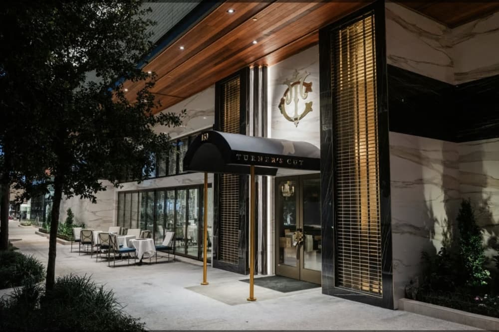 Turner's Cut opens as new upscale steakhouse in Autry Park