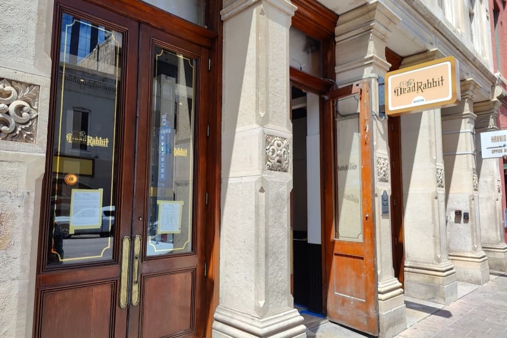 Grá Mór combines Irish pub atmosphere and coffee in Downtown Austin