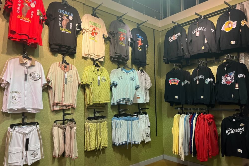 Agit sells men’s, women's clothing in Grapevine