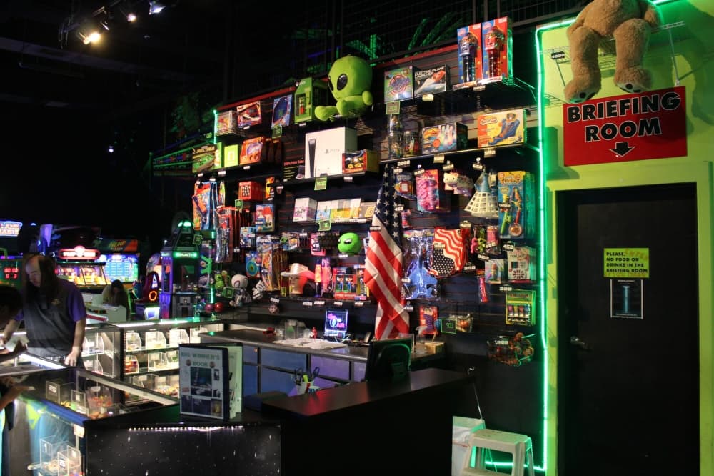 Blazer Tag still uses tokens instead of reloadable cards in its arcade. (Sarah Hernandez/Community Impact)