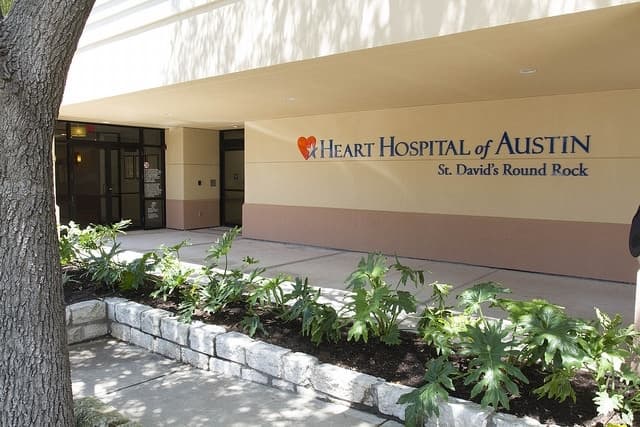 Round Rock hospital first in Texas to use new clot removal catheter