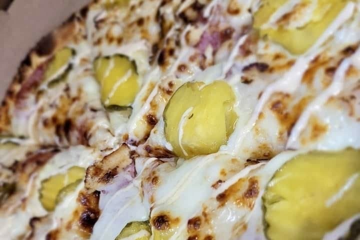 Pickle pizza