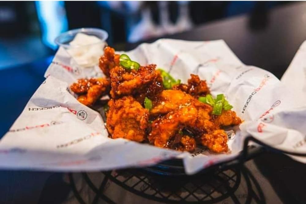 bb.q Chicken serves Korean fried chicken in Hollywood Park