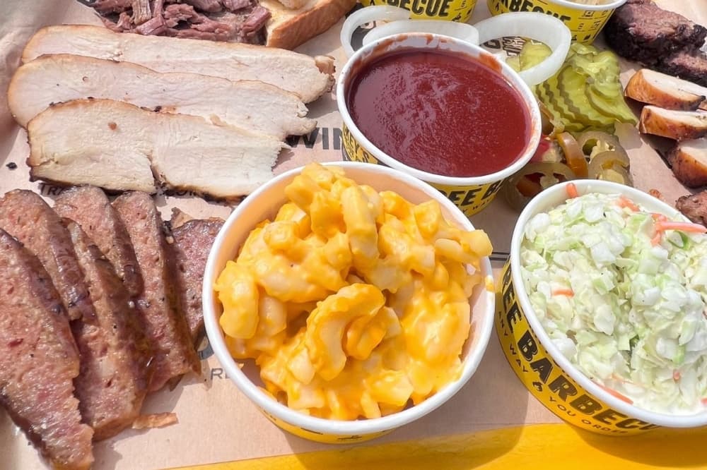 Dickey's Barbecue Pit Bar closes in North Fort Worth