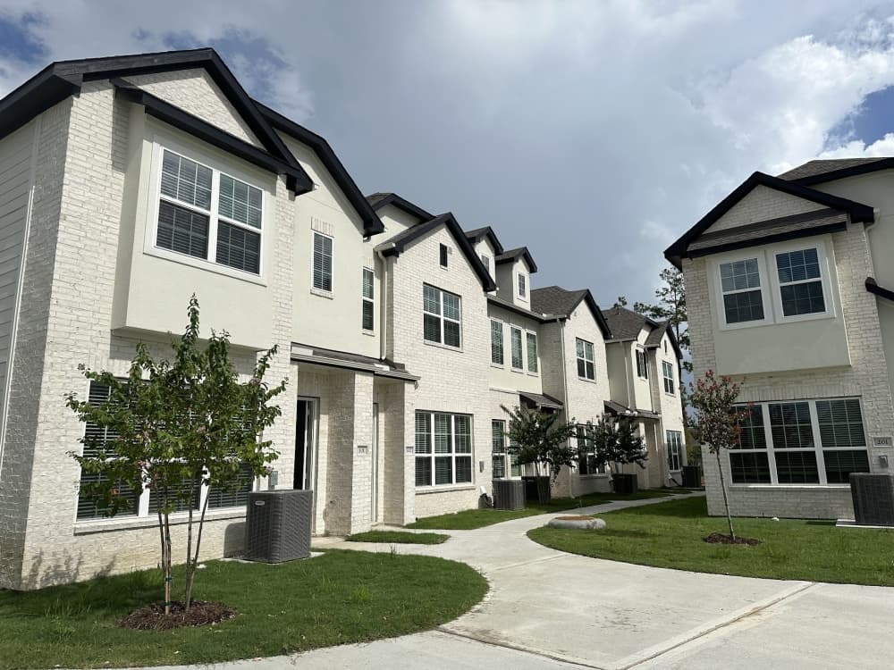 Apartment, townhome options explode in Lake Houston area with new projects
