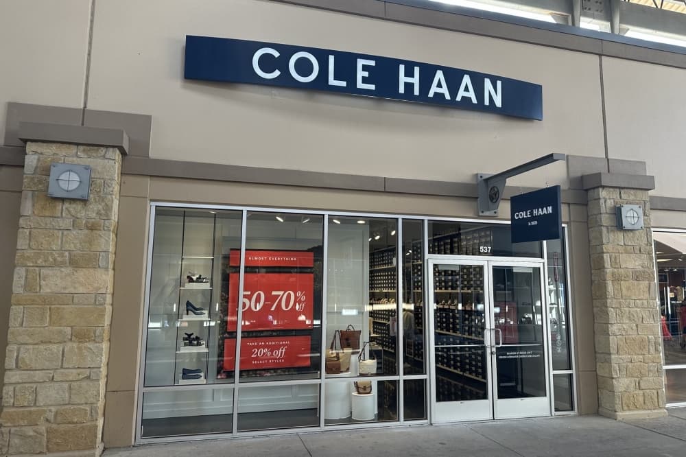 Cole Haan now open in Round Rock