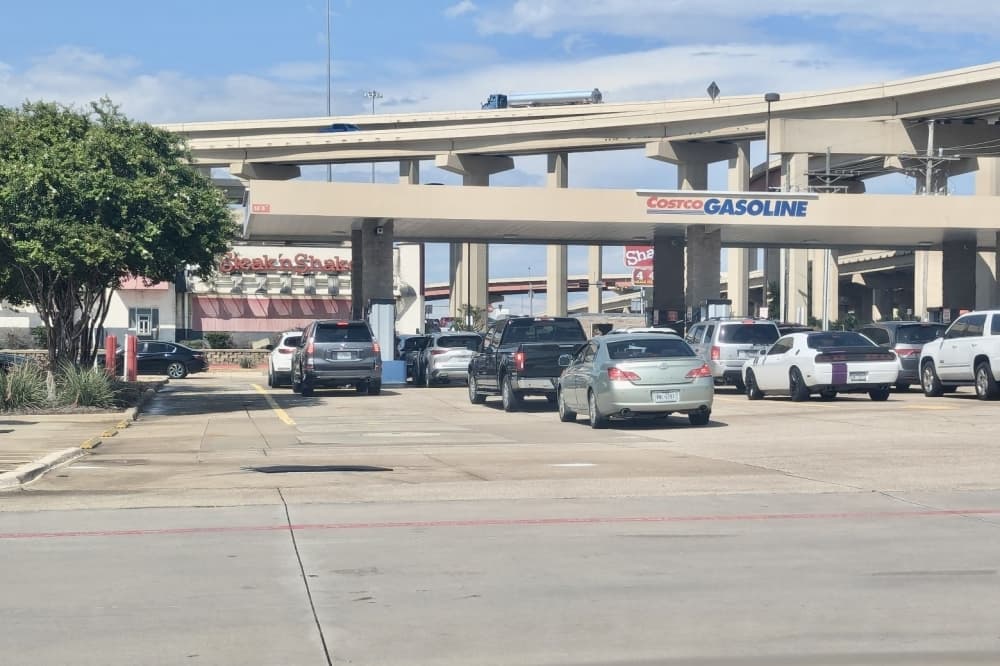 Lewisville Costco to build additional gas pumps