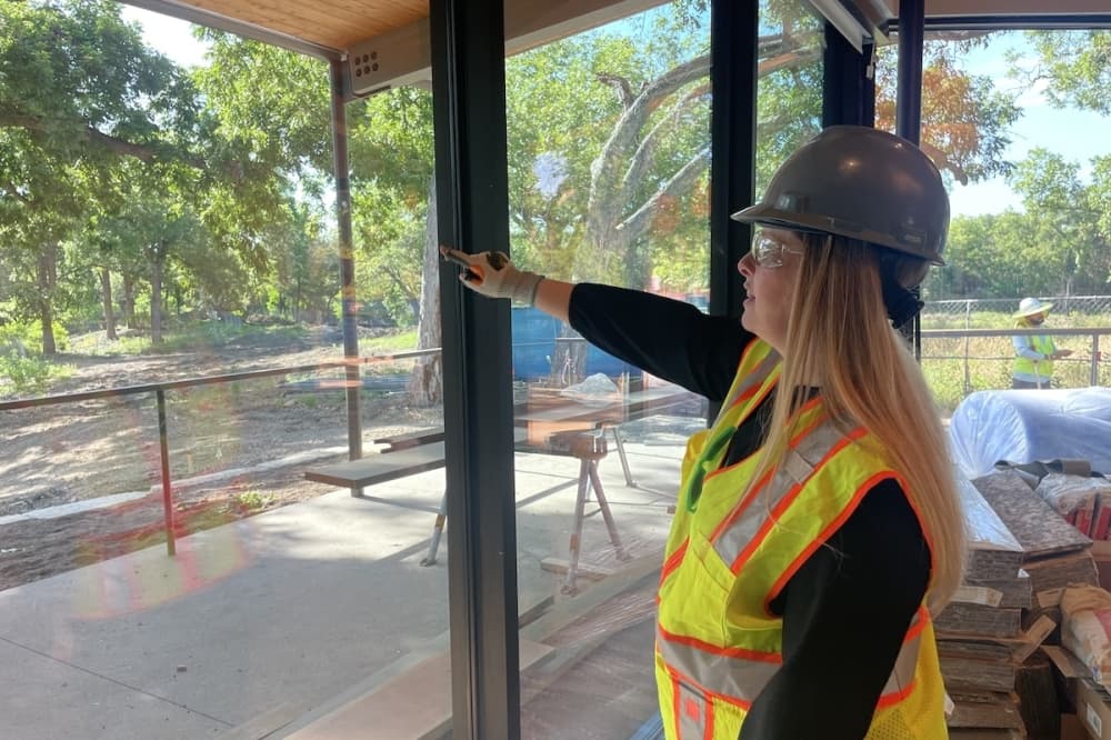 Crews continue construction on Cedar Park Public Library