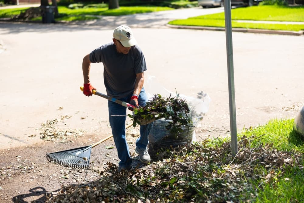Fort Bend County continues debris pick-up after Hurricane Beryl