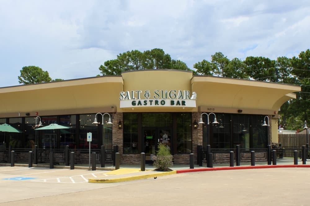 Exterior of restaurant 