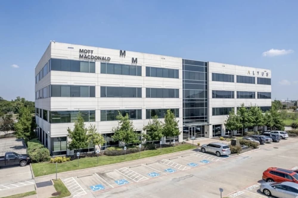 Minivasive Pain & Orthopedics opens in Pearland