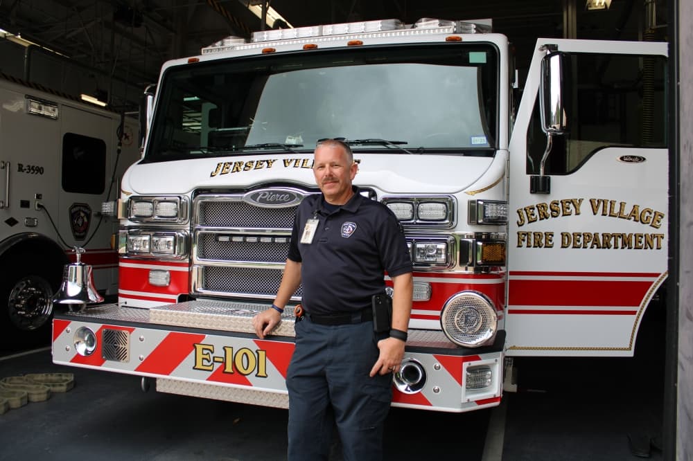 Jersey Village Fire Department captain wins Texas Paramedic of the Year award