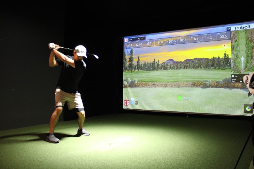 The Clubhouse Indoor Golf offers a golf course away from Texas weather