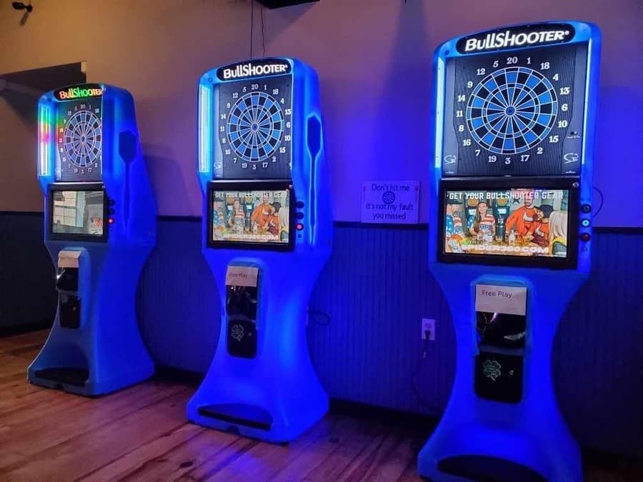 The Bar opens in Dickinson