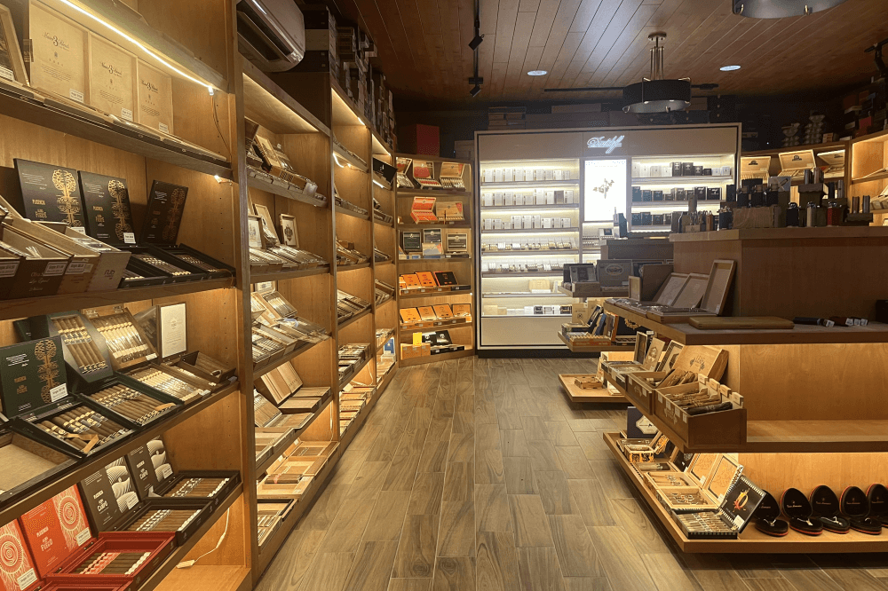 Cigars on 35 Lounge & Bar opens in Lewisville
