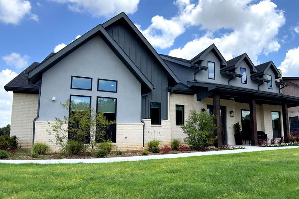 Mustang Creek Estates offers assisted living, memory care in Flower Mound