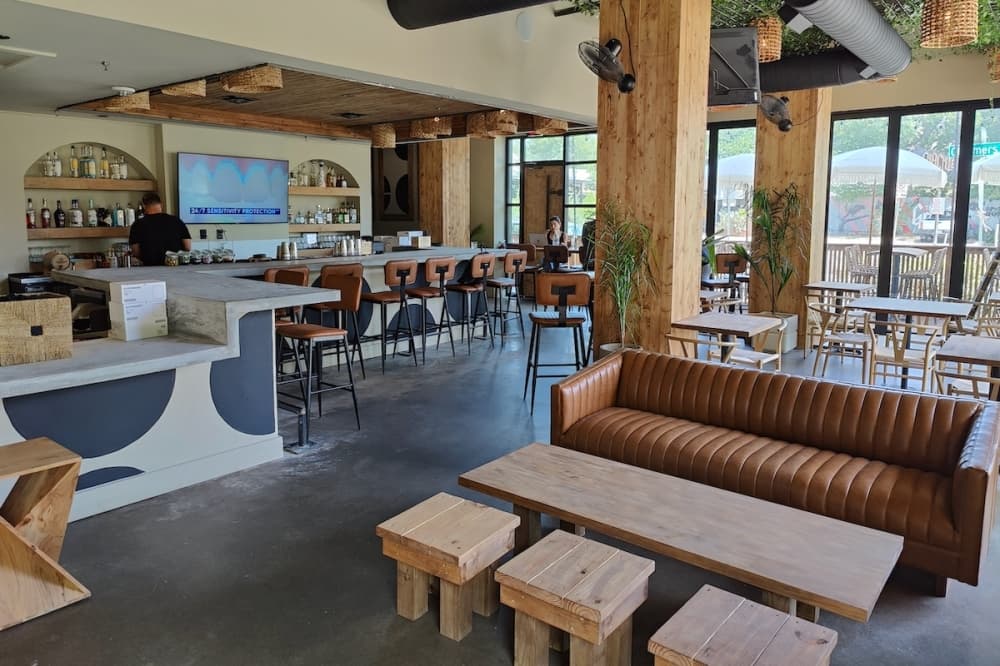 Sports bar, eatery Recreation now open in East Austin