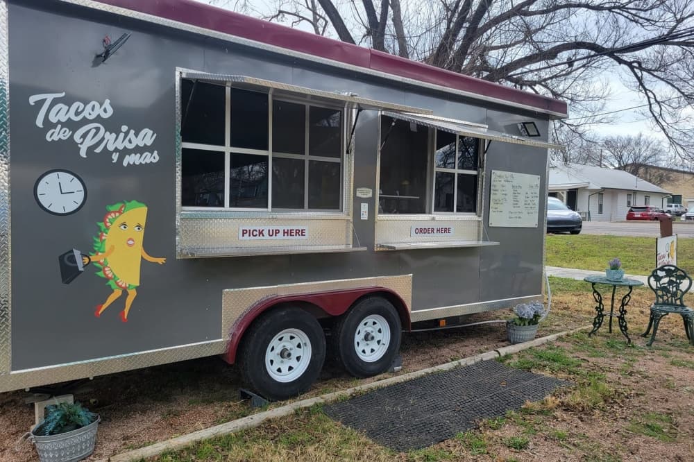 Food truck Tacos de Prisa y Mas closes in Leander
