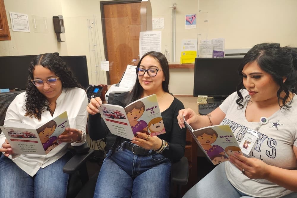 Kiwanis Club of Plano publishes bilingual children’s book about fire safety