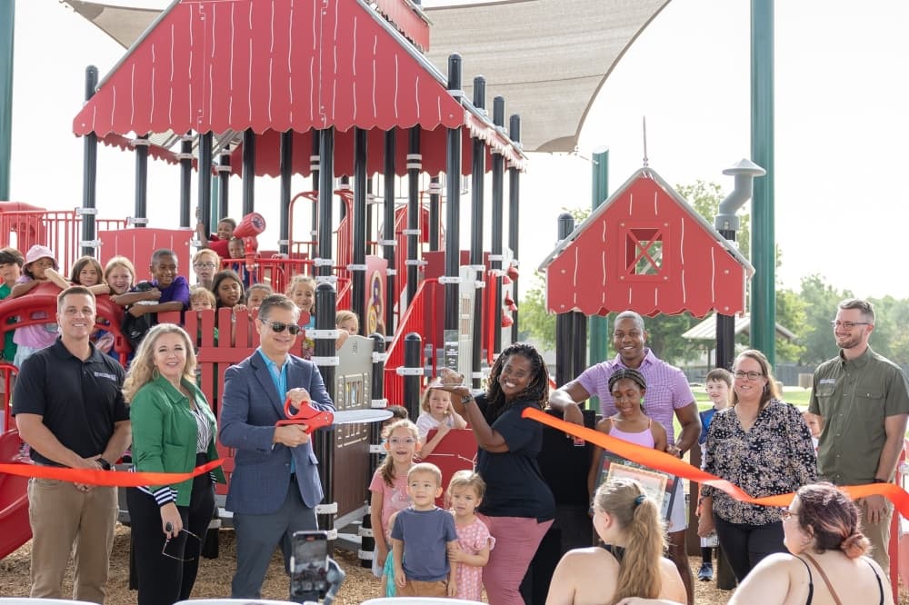 Pflugerville renovates park, installs underground mural