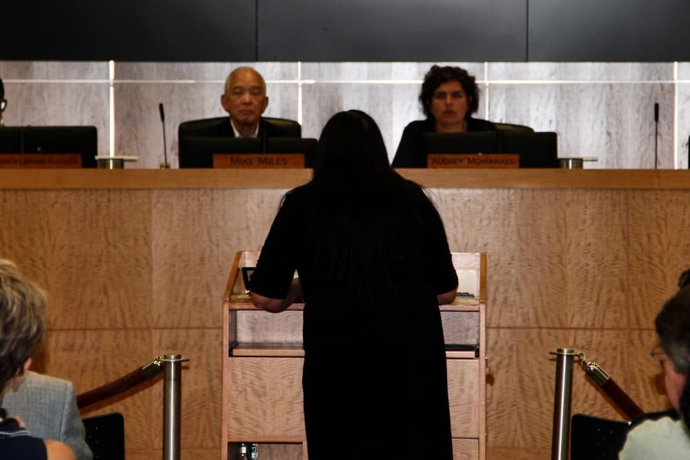 HISD board retroactively approves $870 million in purchasing agreements