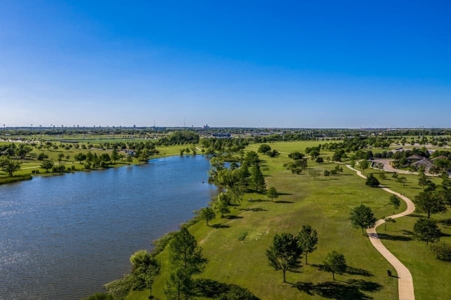 Two projects push forward Old Settlers Park renovation